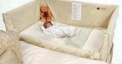Co-sleeping, bonding e bedside cots (o culle da affiancare al lettone)