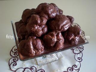 Profiteroles al cioccolato