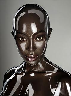Naomi Campbell in versione Androide per Soon International #16