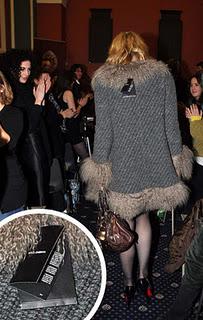 Courtney Love cartellinata Dolce & Gabbana