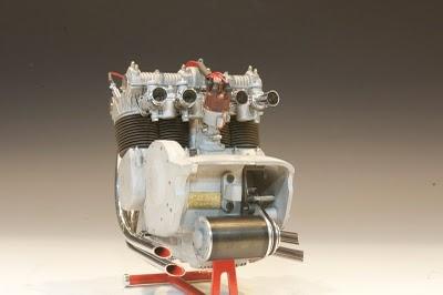Engines - MV Agusta 750 S by Fine Art Models