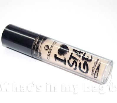 A close up on make up n°36: Essence, Eyeshadow base Collezione I love stage