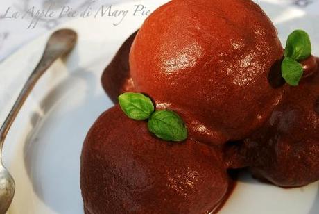 Profiterole alla crema di cioccolato bianco e basilico