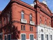 Teatro Petruzzelli racconta Bari