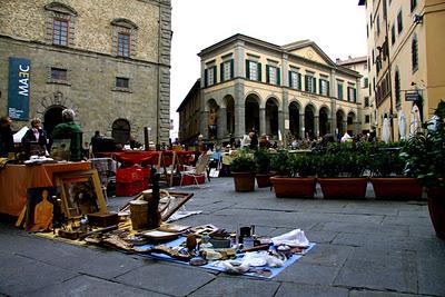 domenica di mercatino a Cortona