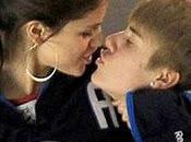 Justin Bieber tocca seno Selena???
