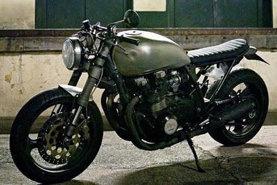 AD 2004: Monkee #1 the beginning