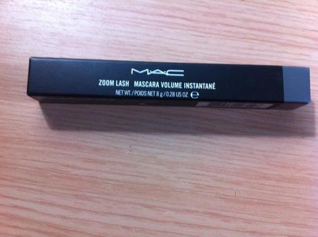 M.A.C. Zoom Lash High Esteem