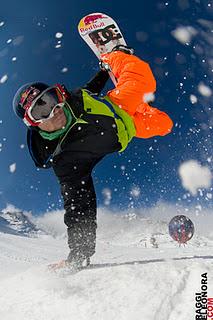 Manuel Pietropoli nel team DC Snowboards