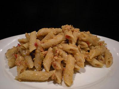 Penne Integrali con Alici e Bruschetta Agromonte ai carciofi e pomodorino