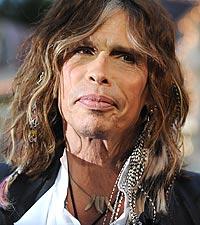 Steven Tyler in ospedale. Niente di grave