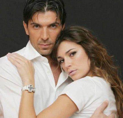 ALENA SEREDOVA e GIGI BUFFON