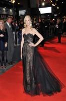 joely richardson - marchesa (orecchini bochic for annoushka)