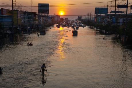 Alluvione Thailandia e Bangkok - Immagini Foto Artistiche Alluvione Thailandia e Bangkok - Immagini Foto Artistiche