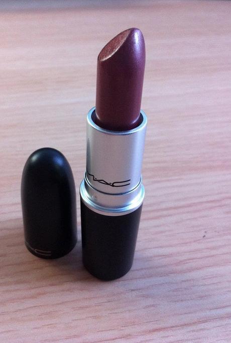 M.A.C. Lipstick Sophisto