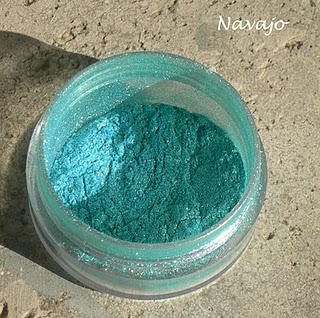 Aleguaras Minerals: Ombretti azzurri e verdi (parte prima)