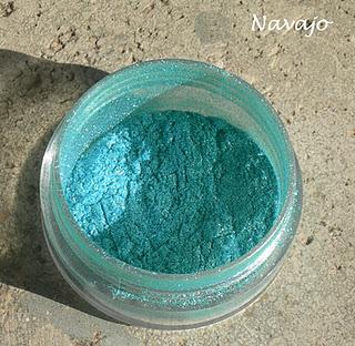 Aleguaras Minerals: Ombretti azzurri e verdi (parte prima)