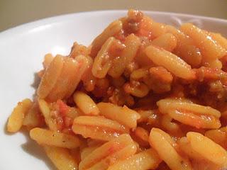 GNOCCHETTI SARDI CON RAGU' DI SALSICCIA E ZAFFERANO...