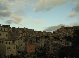 Abbiamo guardato il cielo farsi scuro e altre poesie di Letizia Dimartino