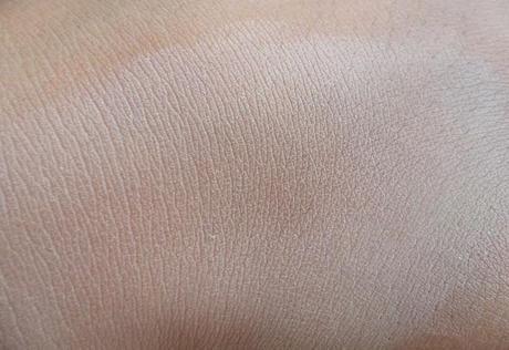 Review: Neve Cosmetics fondotinta minerale in Tan Neutral