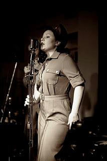 TIN PAN ALLEY hot jazz trio