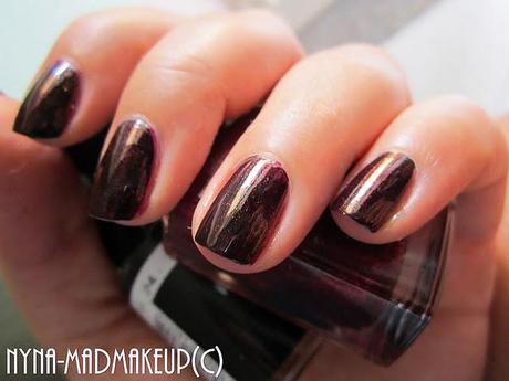 NOTD: Vampy Halloween Nails