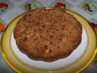 Torta trentina di mele, amaretti e noci