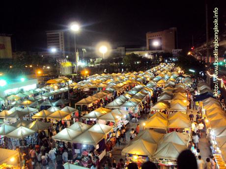 Bangkok tutti i mercati notturni -