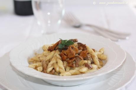 Strozzapreti ai funghi