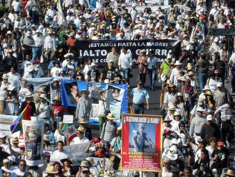 MarchaPazMexHasta.jpg