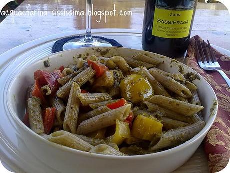 ...penne di grano saraceno con peperoni e crema di broccoletti...