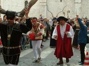 Festa Cornuti: festeggiando l’infedeltà