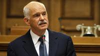 PAPANDREOU OTTIENE LA FIDUCIA: ORA UN GOVERNO DI COALIZIONE.