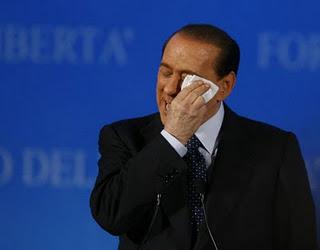 “Sire la maggioranza non c’è più”. E Silvio sbottò nel pianto dei traditi