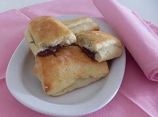 pain au chocolat con impasto alla ricotta