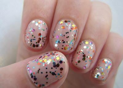 Come togliere lo smalto con i glitter [DIY glitter nail remover]