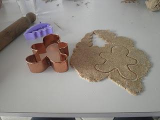 craftin' saturday:) gingerbread men and so on...