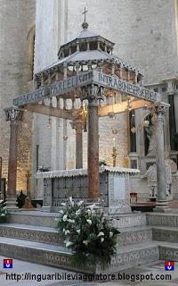 Un inguaribile viaggiatore a Bari – Interno Basilica San Nicola