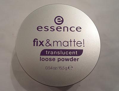 Essence - Fix&Matte; Translucent Loose Powder Review/Recensione + Photos/Foto