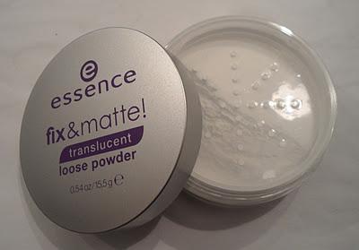 Essence - Fix&Matte; Translucent Loose Powder Review/Recensione + Photos/Foto