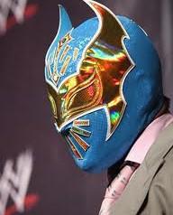 Sin Cara affiancato da Averno?