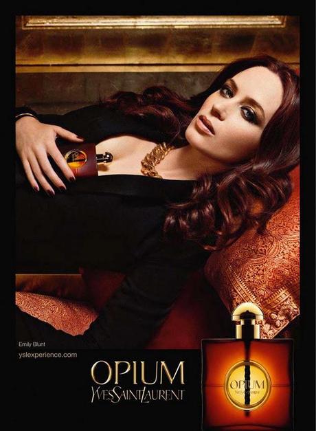 Emily Blunt Nella Campagna pubblicitaria di Opium di Yves Saint Laurent