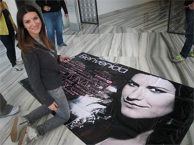 Vanity Fair: Laura Pausini ha scoperto cosa sono gli scontrini