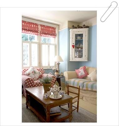 Appuntamento al cottage: stoffe colorate...