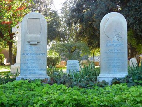 Il cimitero acattolico di Roma