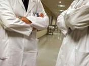 Sanità pubblica peggiorata impoverita: cittadini denunciano lunghe liste d'attesa costi crescenti