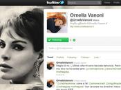 volta c'era bianco nero. Adesso Twitter.