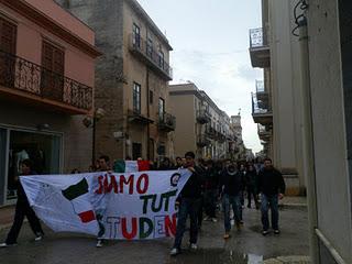 Incontro con i ragazzi di Avanguardia Studentesca Belice oggi a Menfi