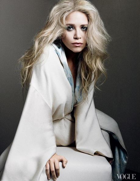 Le gemelle Olsen sulla copertina di Vogue di Dicembre 2011