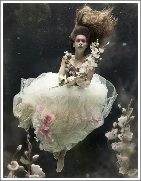 Zena Holloway e le sue visioni acquatiche